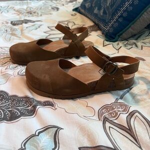 Taos Footwear Brown Suede Mules with Contoured Footbed